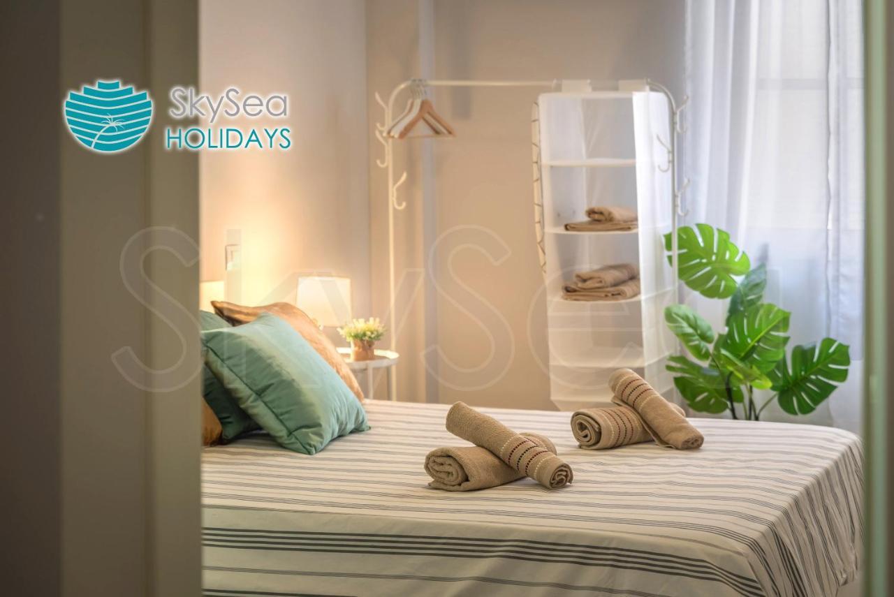Sky Sea Holidays Malaga Turquesa Eksteriør billede